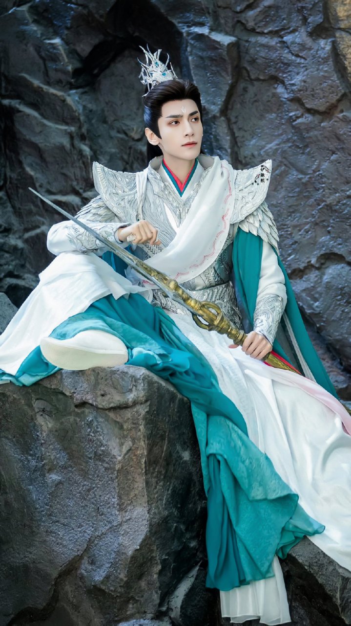 罗云熙古装高清壁纸(六)[庆祝]