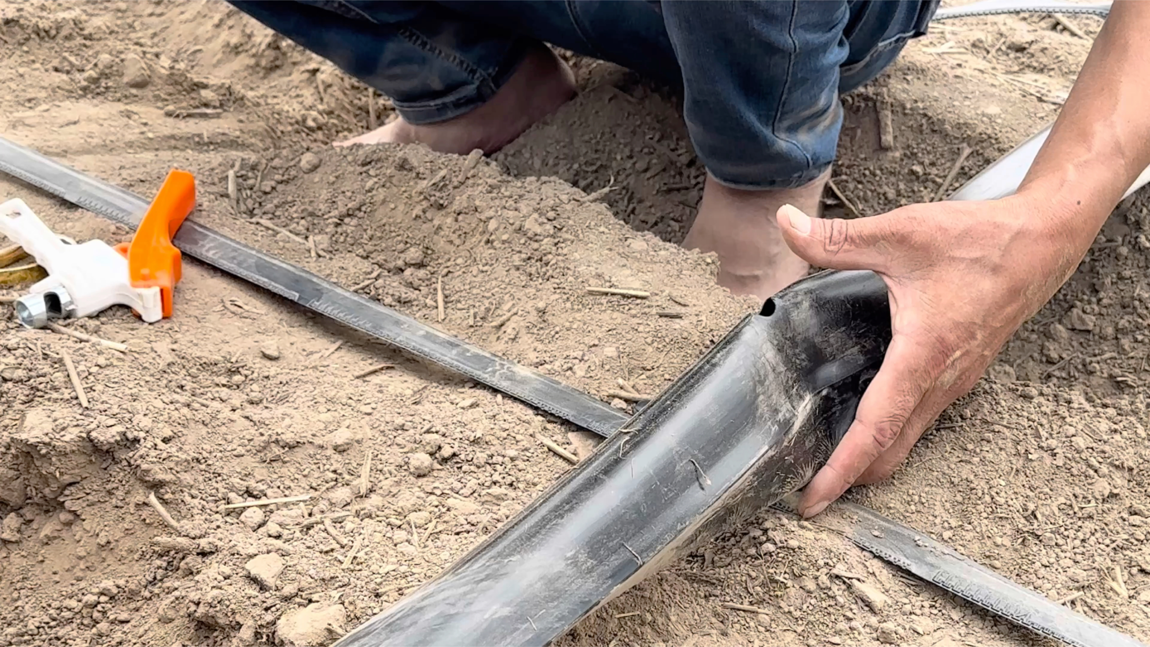 滴灌带配件三通安装视频教程,滴灌配件三通安装技术