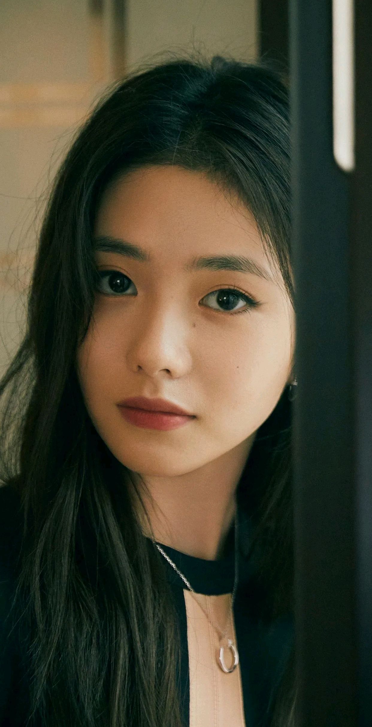 刘浩存高清写真图集,清纯邻家小妹妹,笑起来太迷人