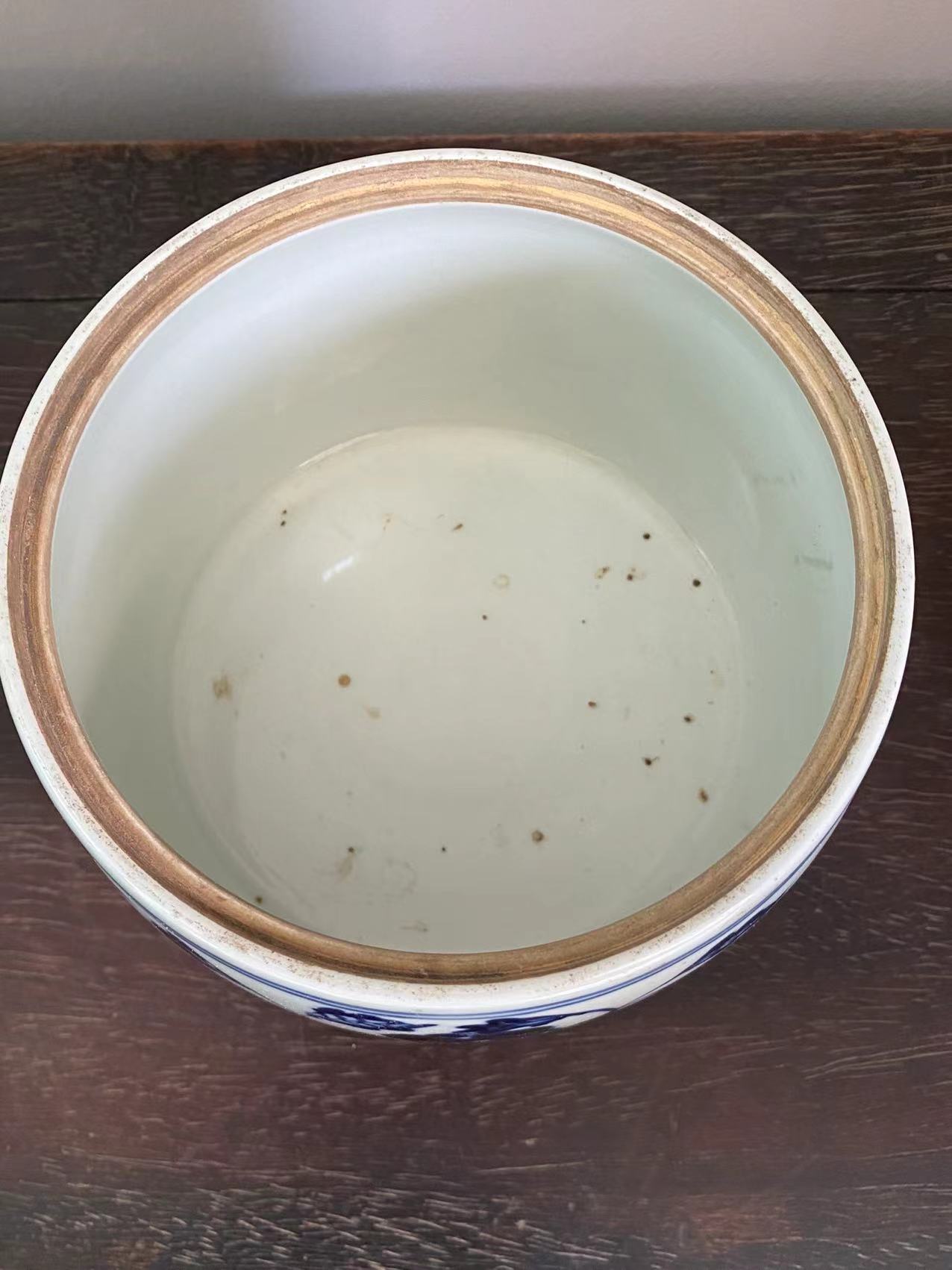 宣德青花缠枝牡丹纹蟋蟀罐