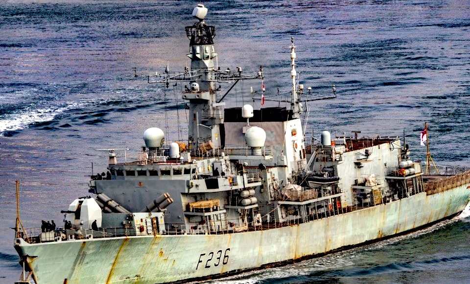 舰船欣赏:英国海军 23型护卫舰