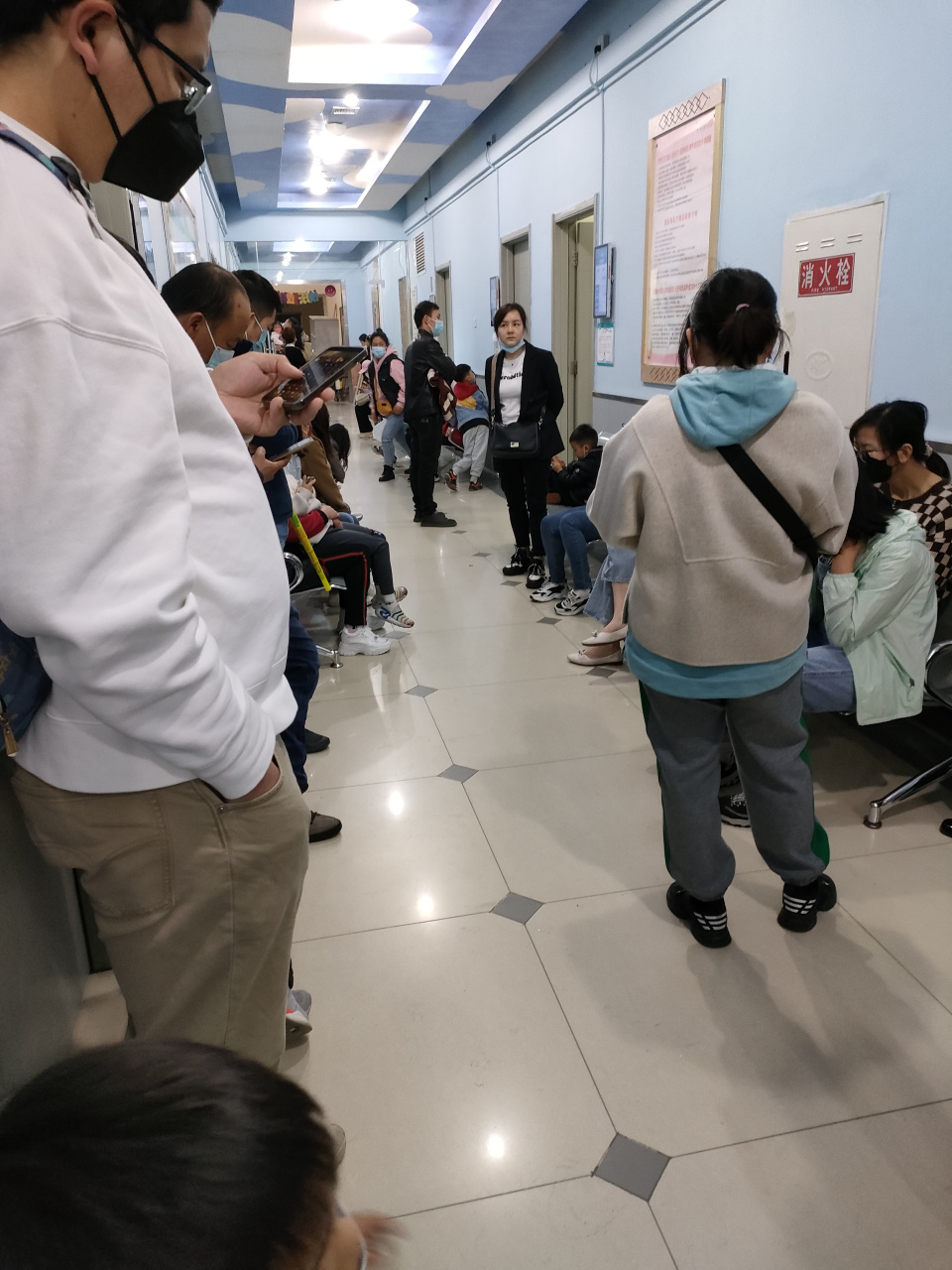 四川省中医院真是人山人海
