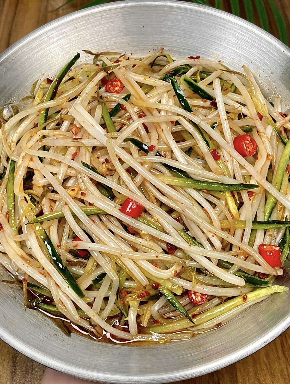 这个凉拌豆芽菜真的是好下饭,夏日没胃口的姐妹们快来上一碗解解暑!