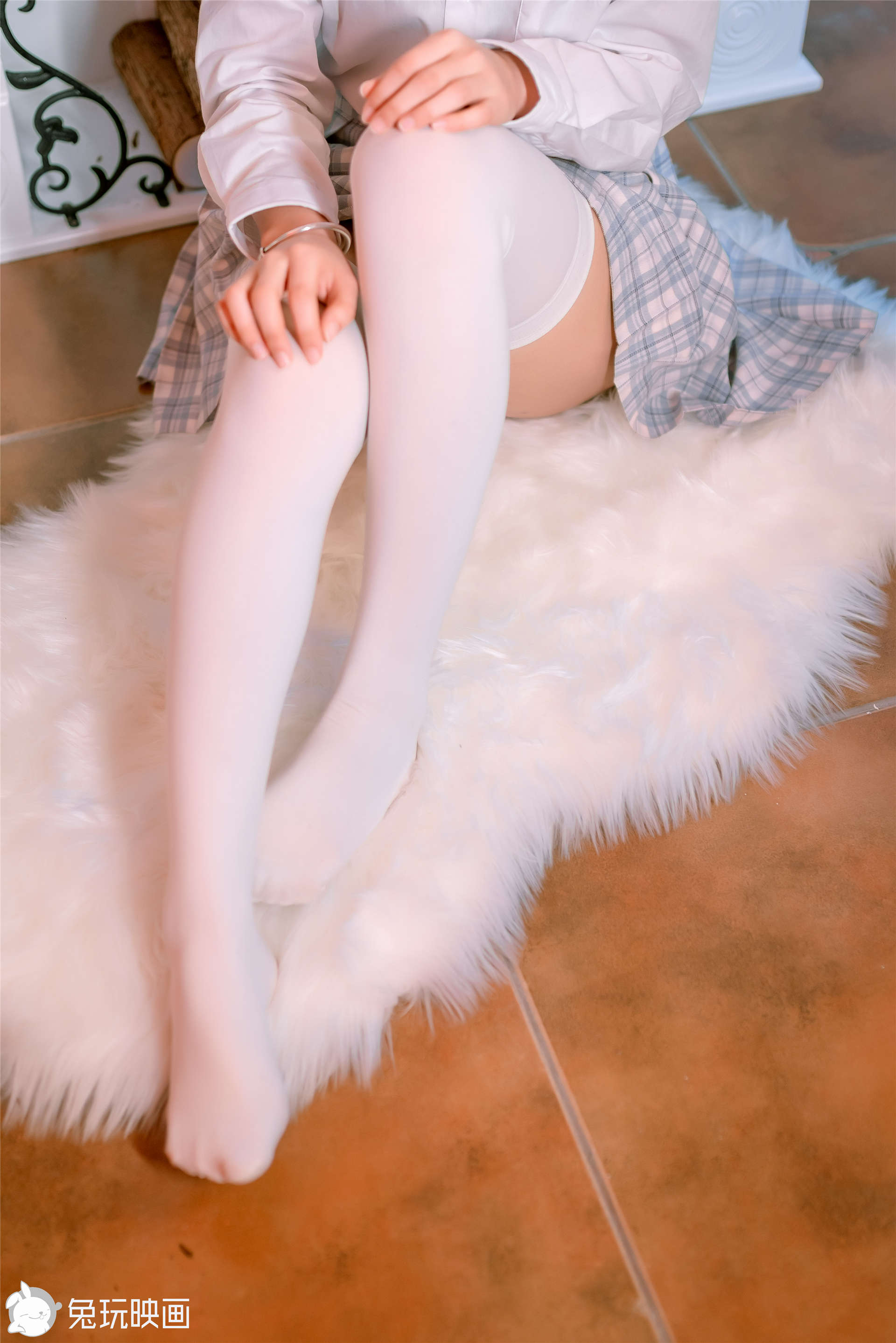 阳光女仆美少女3.jpg