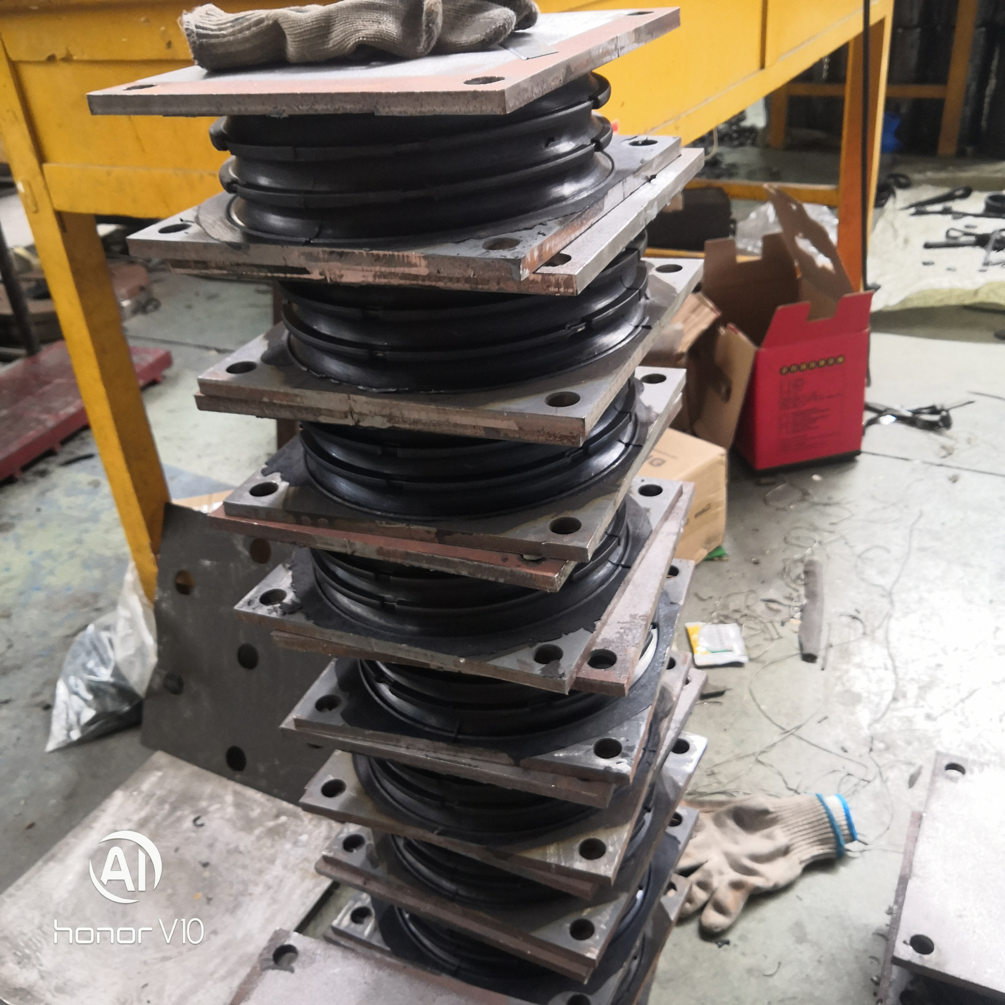 圆锥破碎机橡胶减震器