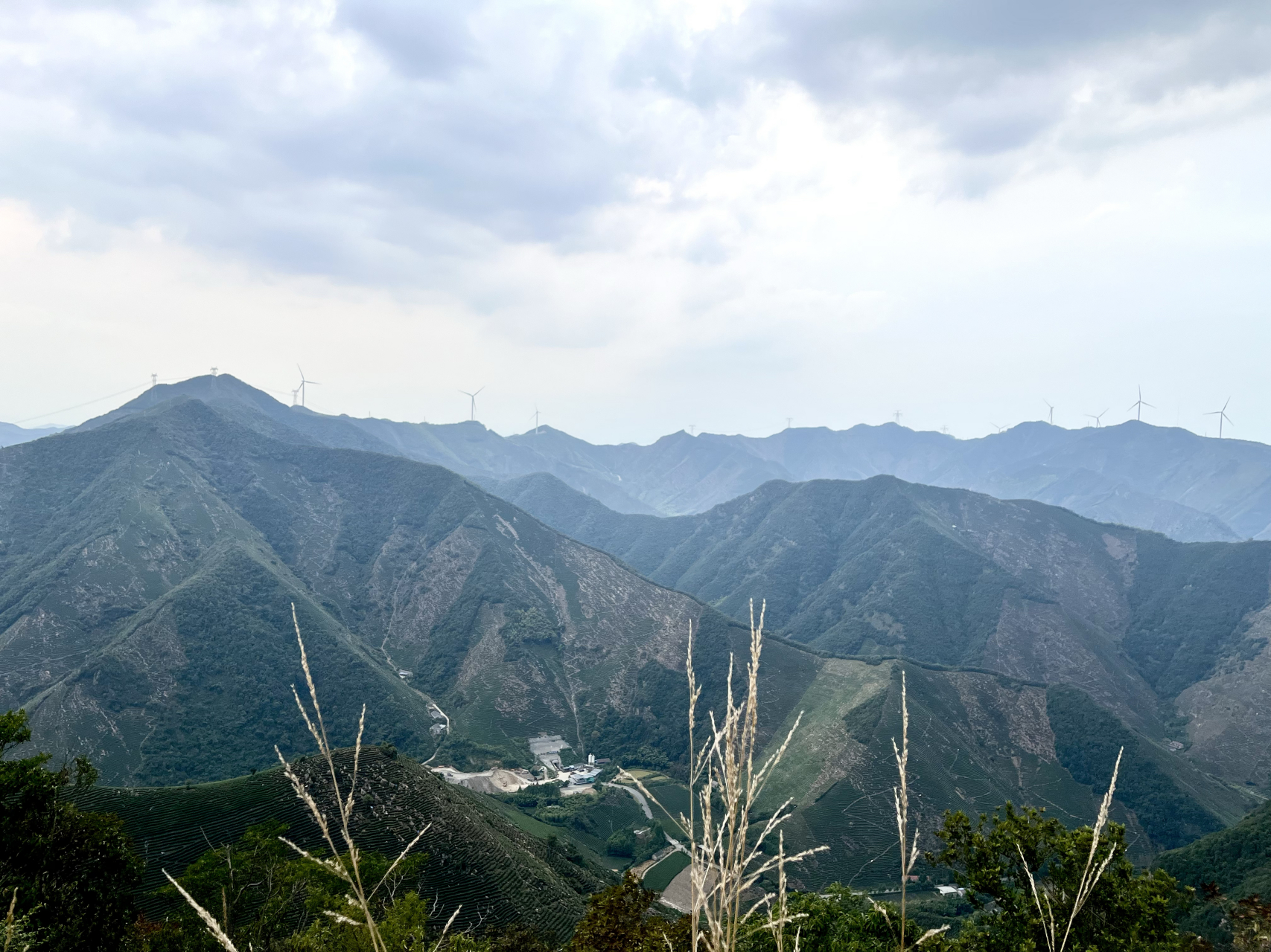 无限风光在险峰 网红打卡浙江长兴大岗山 摄影:夏荷(原创首发)