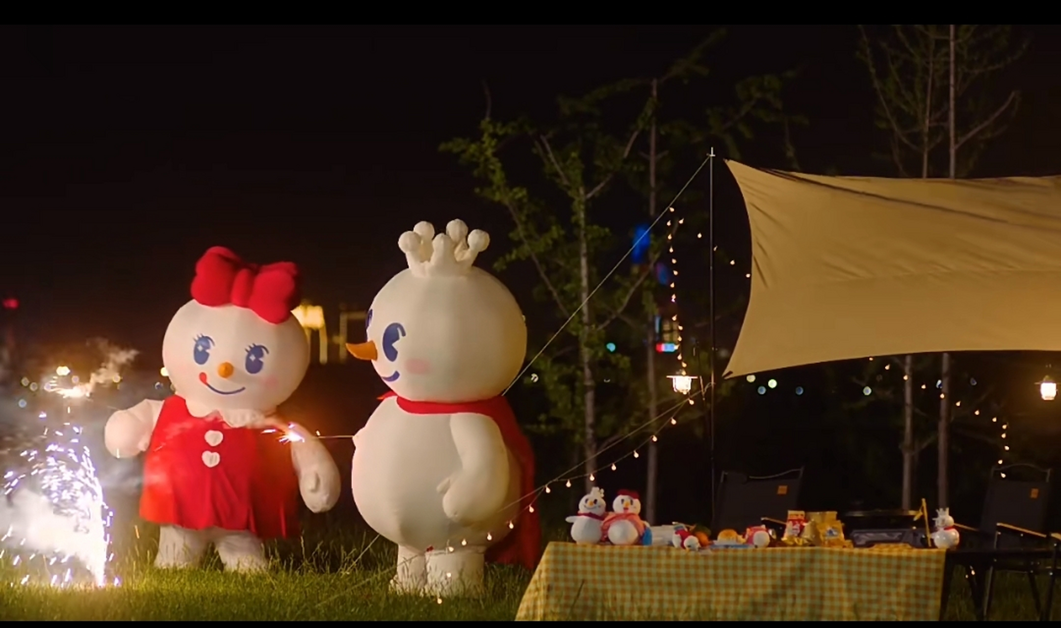 今年520雪王高调官宣女朋友雪妹,蜜雪冰城给雪妹申请商标.