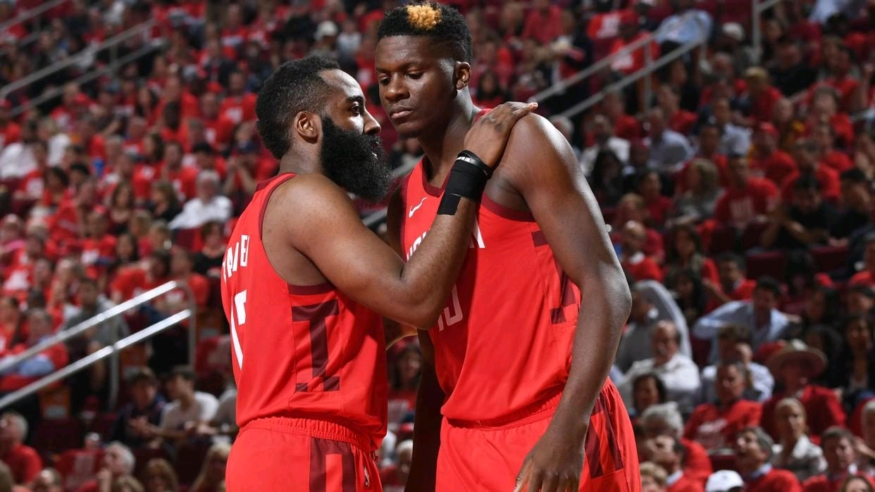 冠军稳了?快船瞄准克林特·卡佩拉,哈登或将与老搭档在洛杉矶重聚