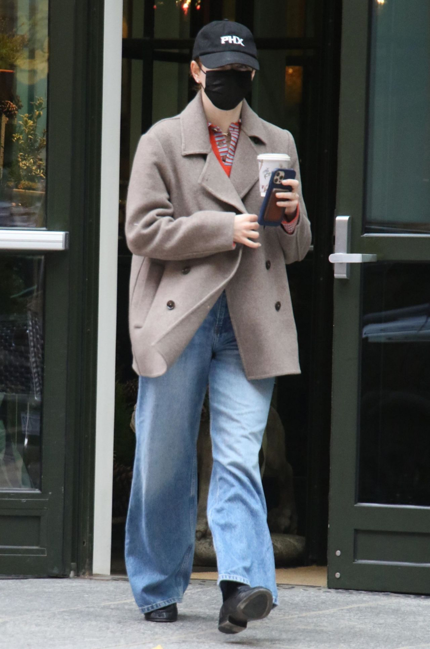 石头姐emma stone在纽约外出.#欧美街拍