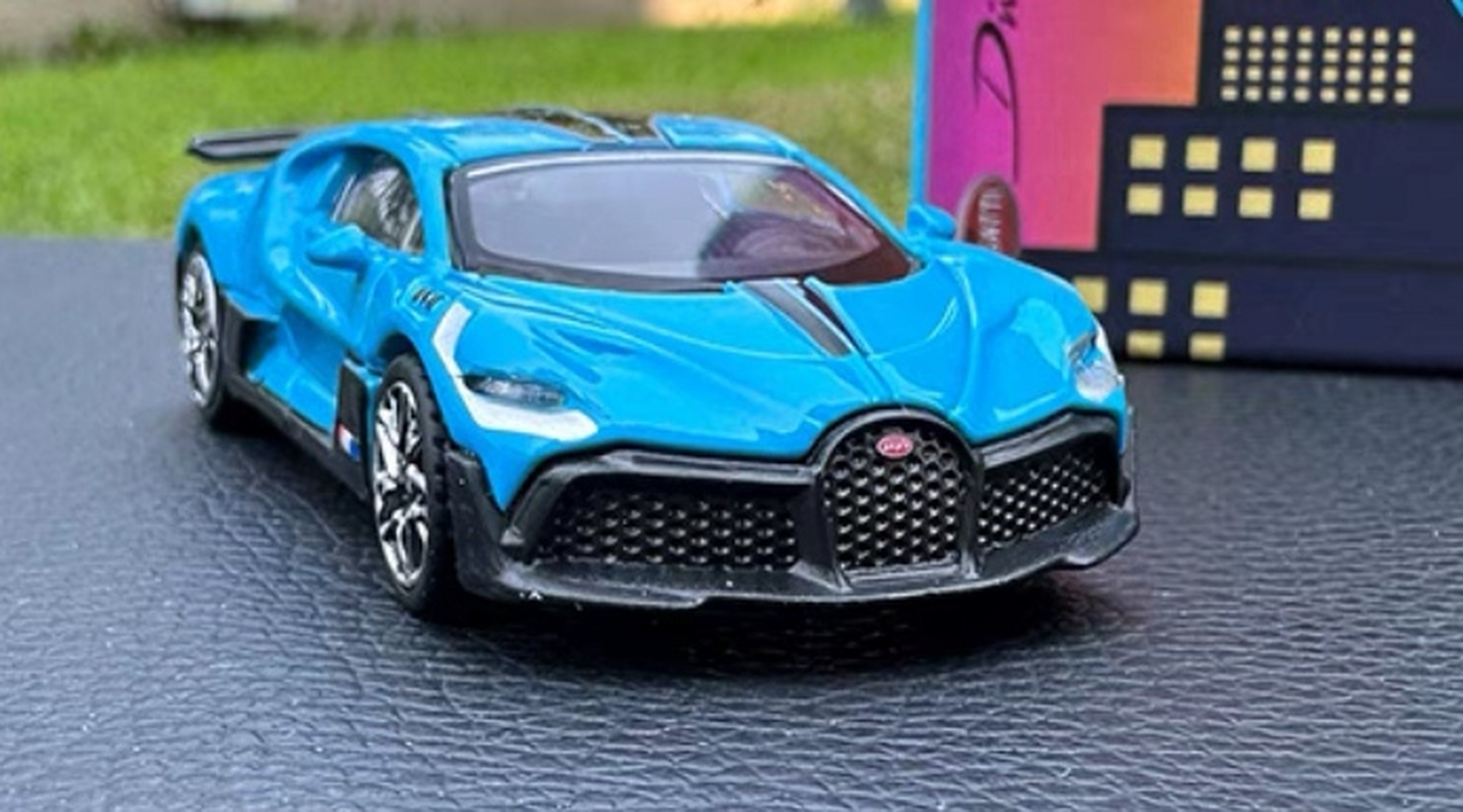 1:64 布加迪divo 汽车模型合金车模摆件收藏儿童玩具男孩礼物!