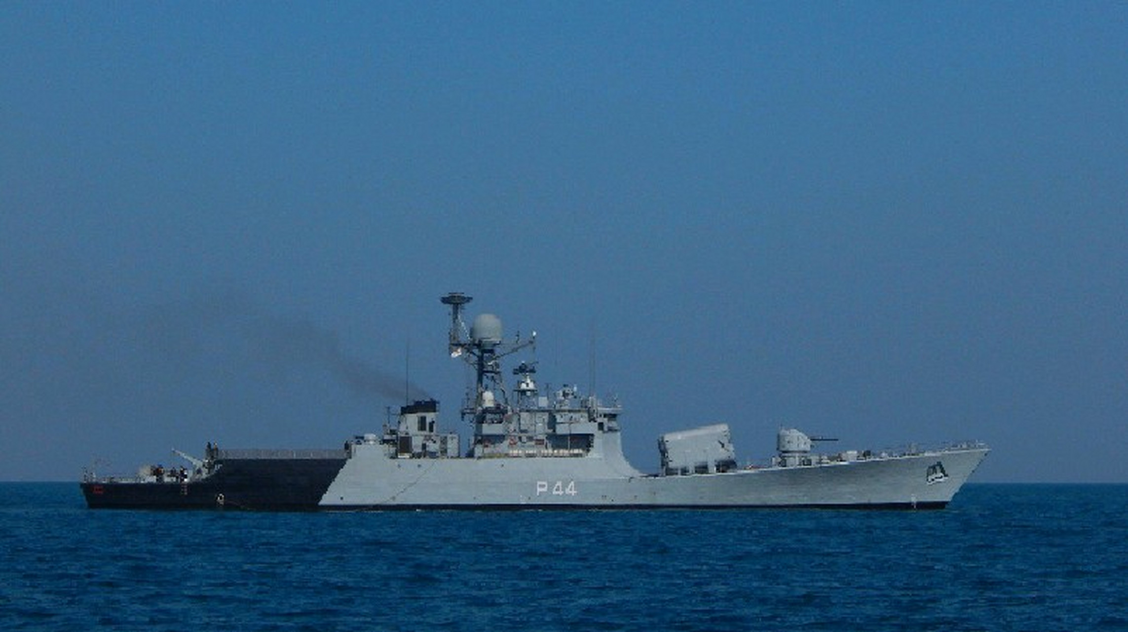 越南防长访印,印度"慷慨赠送"舰龄32年的轻型护卫舰  越南国防部长潘