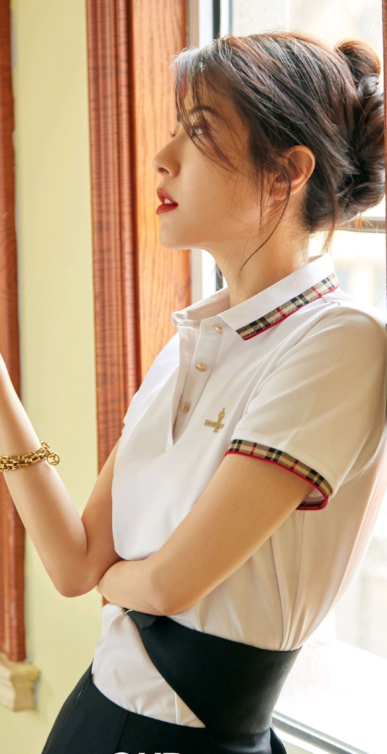 中戏校花曾黎高清写真,温婉典雅,尽显成熟女人的魅力