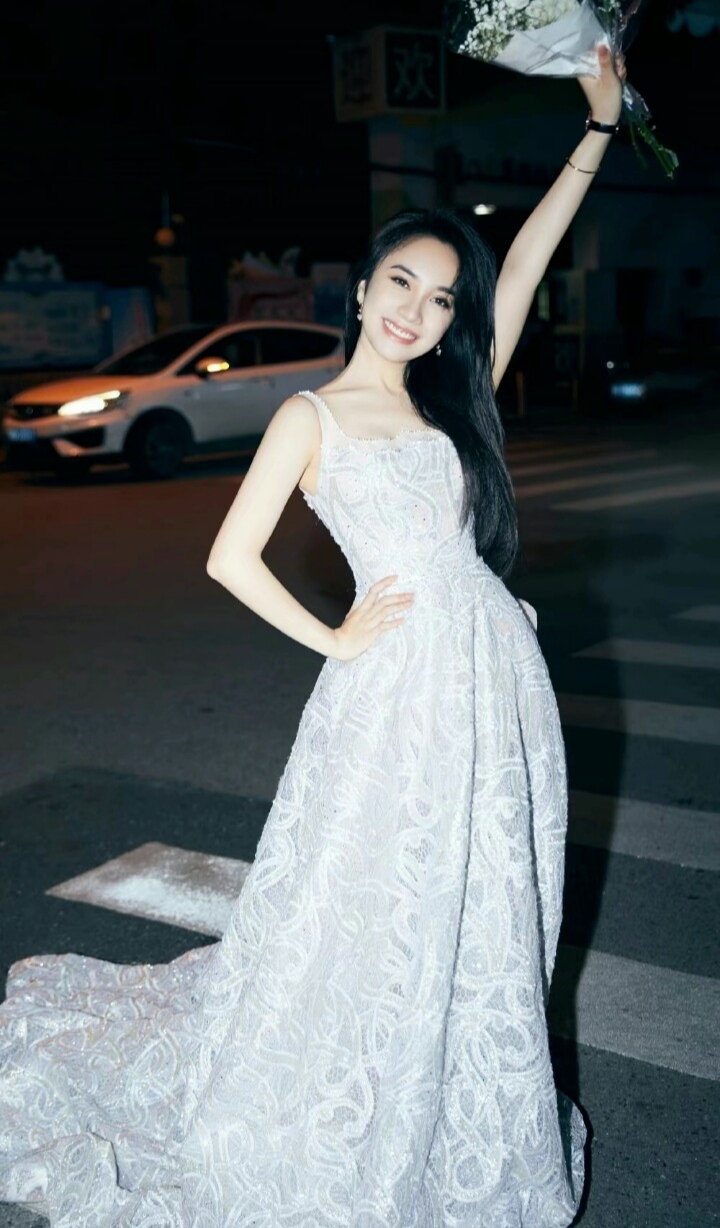 新一代谋女郎学霸校花林博洋,清纯可爱,火辣迷人,太让人着迷了