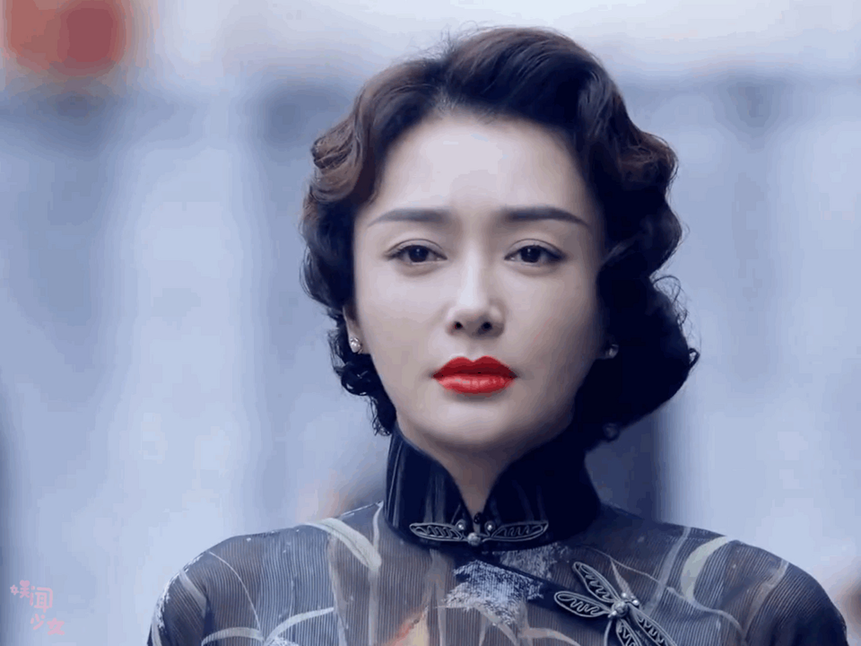 秦岚# 旗袍装太绝了,风韵犹存,魅惑勾魂.