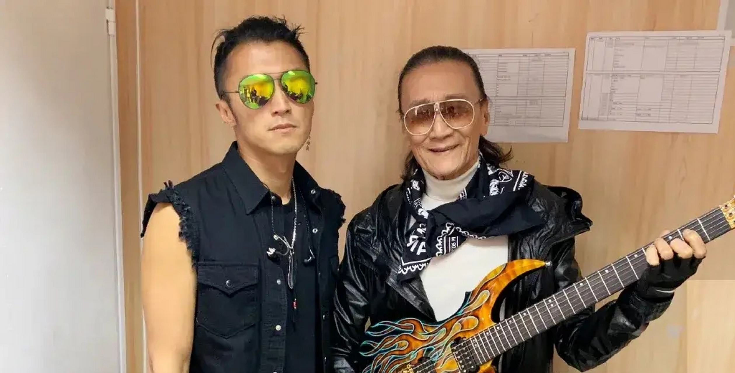 港媒7月21日爆料,谢霆锋的父亲,香港大帅哥谢贤因中风晕倒紧急送医院