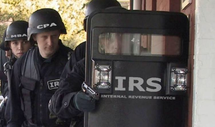 "武德充沛"的美国国税局