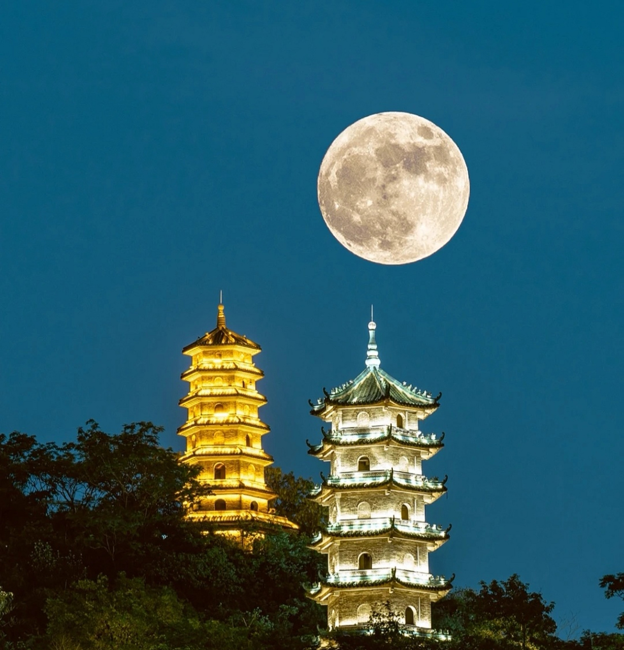 柳州双塔山公园