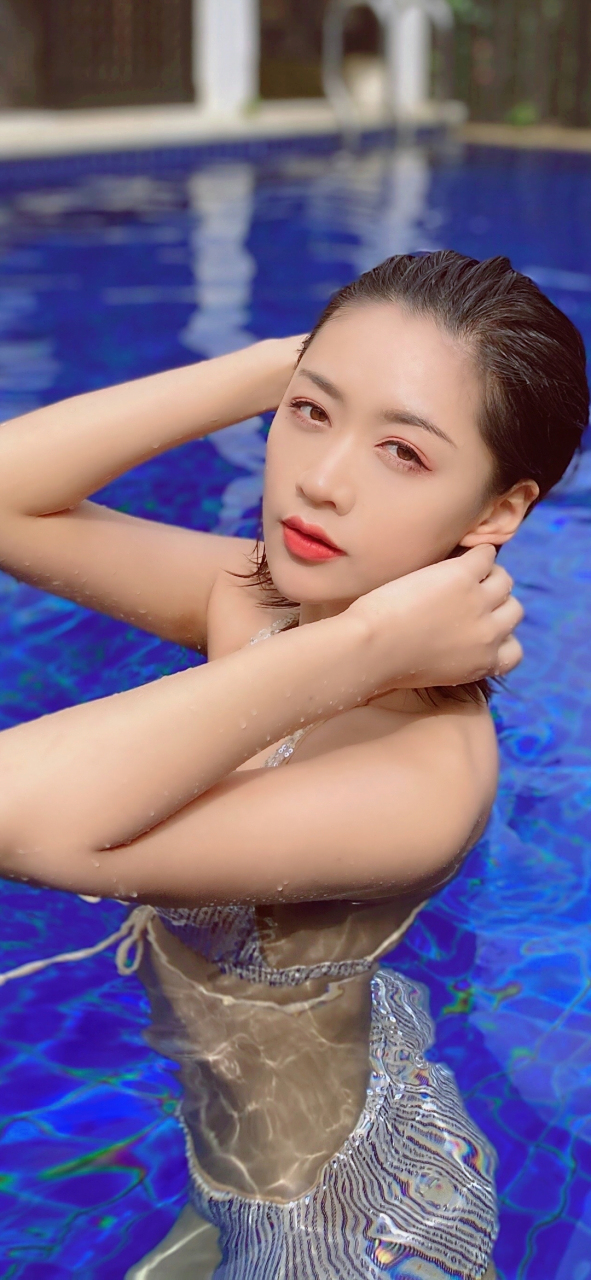 泳装女神～张璐瑶