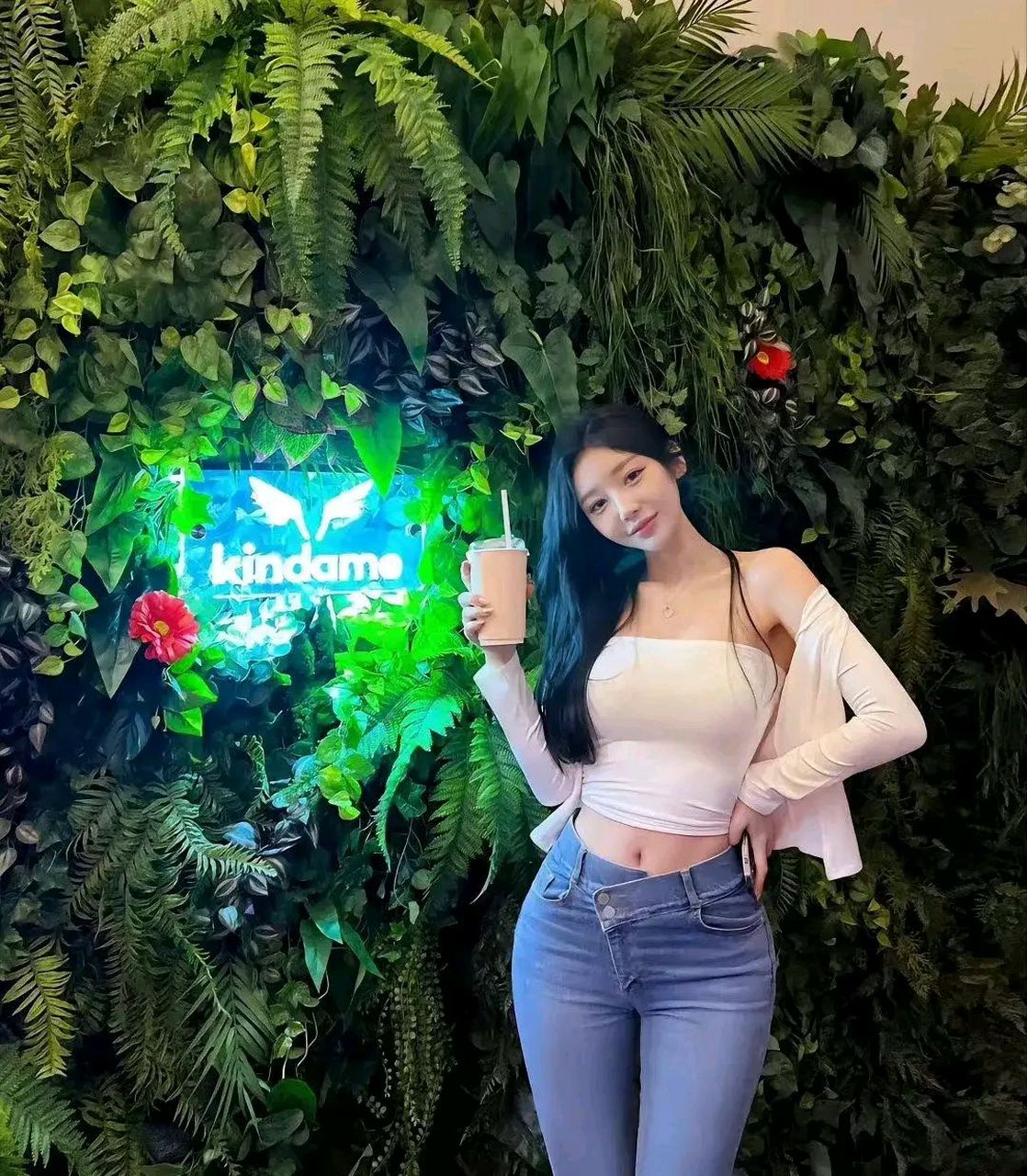 大码牛仔裤丰腴美女#性感美女# #完美臀部# #美女