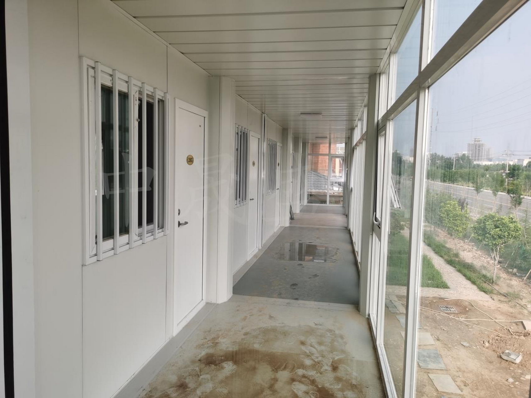 集装箱活动房工地快速打包箱活动房简易装配式快拼箱房.