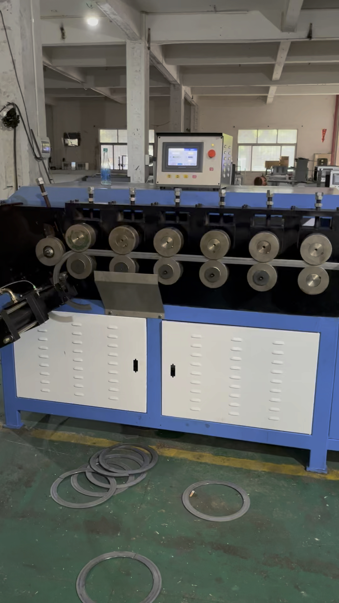 扁钢法兰机角铁法兰卷圆机法兰机现货打圈机视频