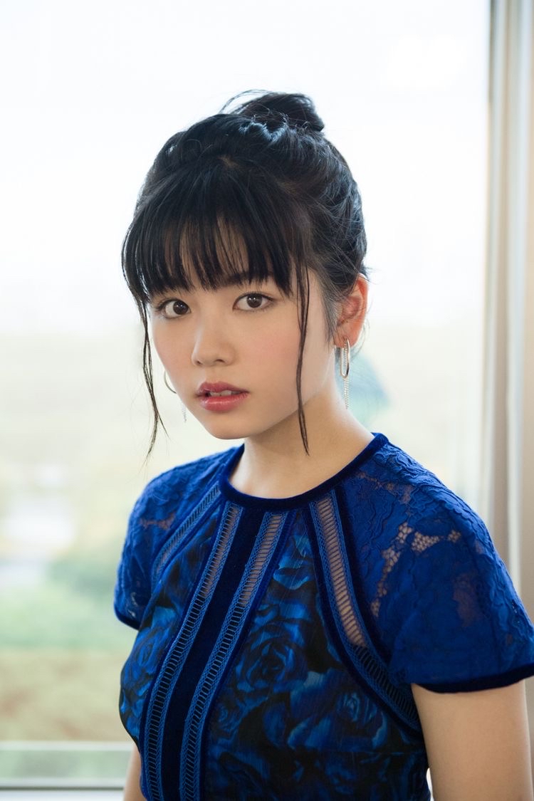 严选壁纸之小芝风花