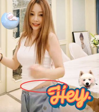 李小璐在家中跳起热舞,豪宅装修极其奢华,她的一圈赘肉引热议