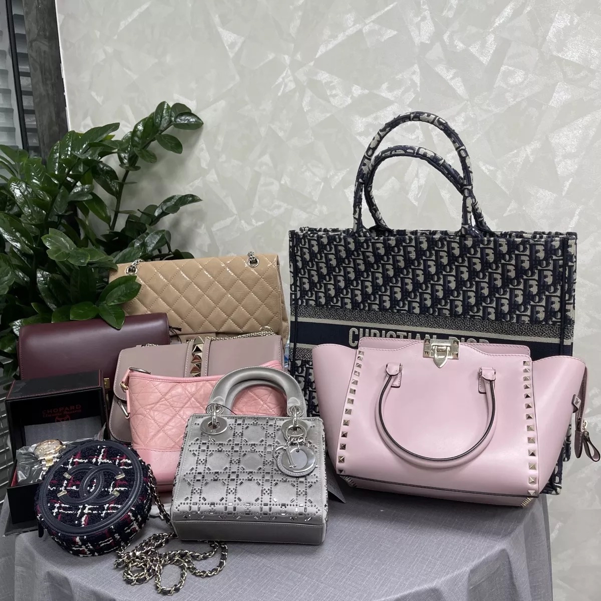 关于奢侈品包包回收