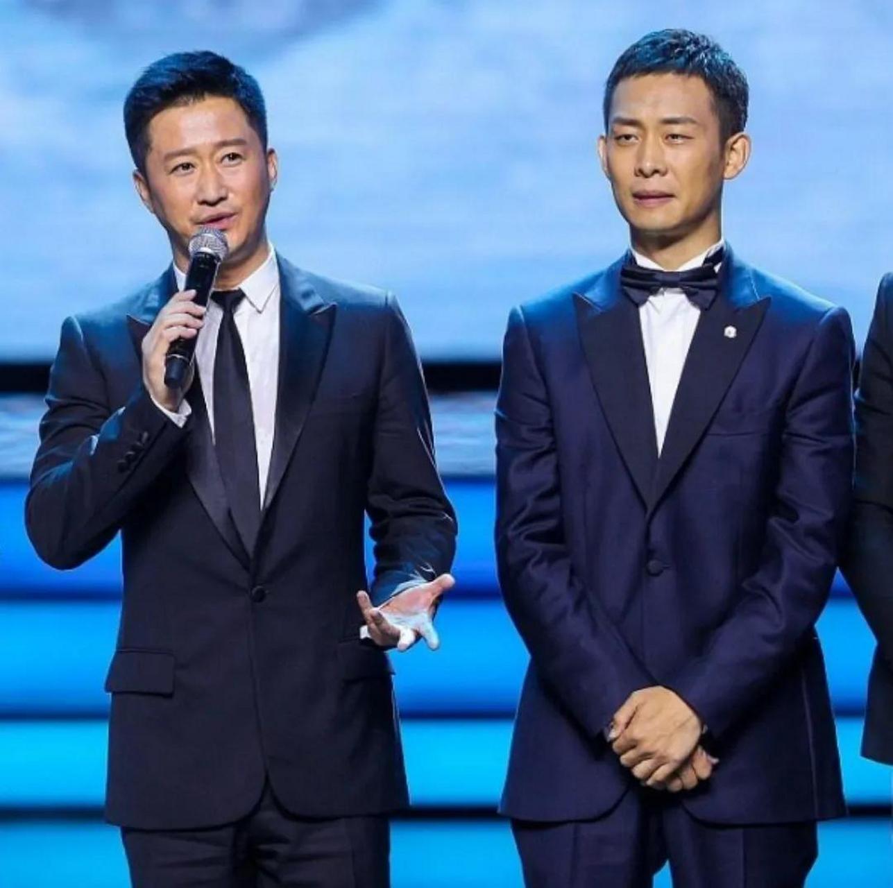 有一天,吴京问张译,如果我请你拍电影,你想要多少片酬?