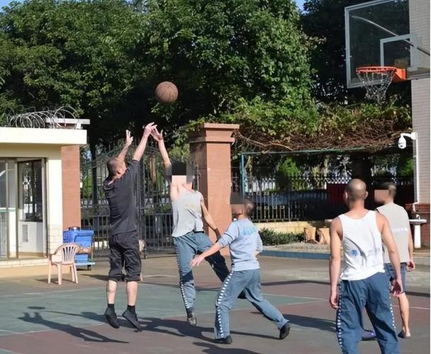 监狱里的服刑人员是怎样放松心情的