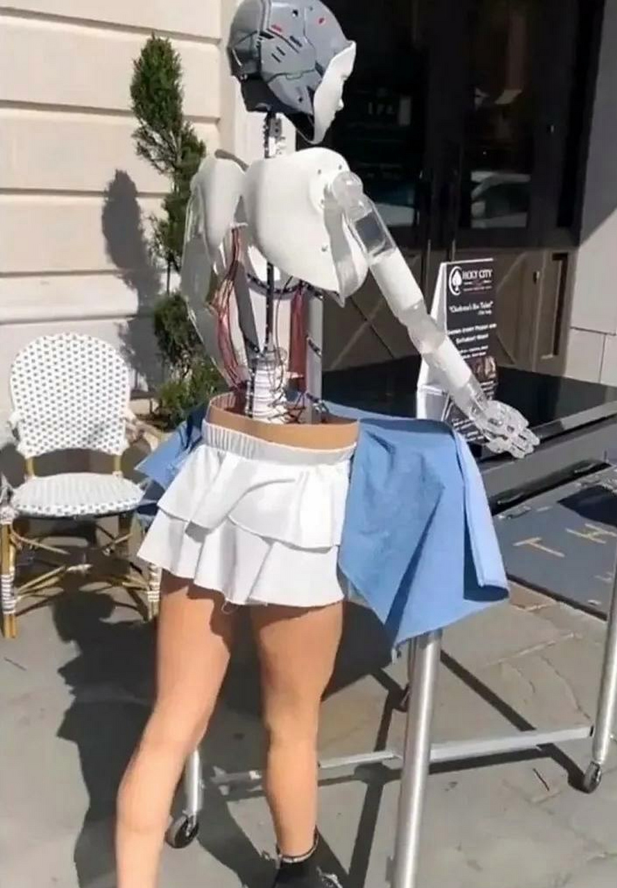 这机器人的腿做的也太真实了吧