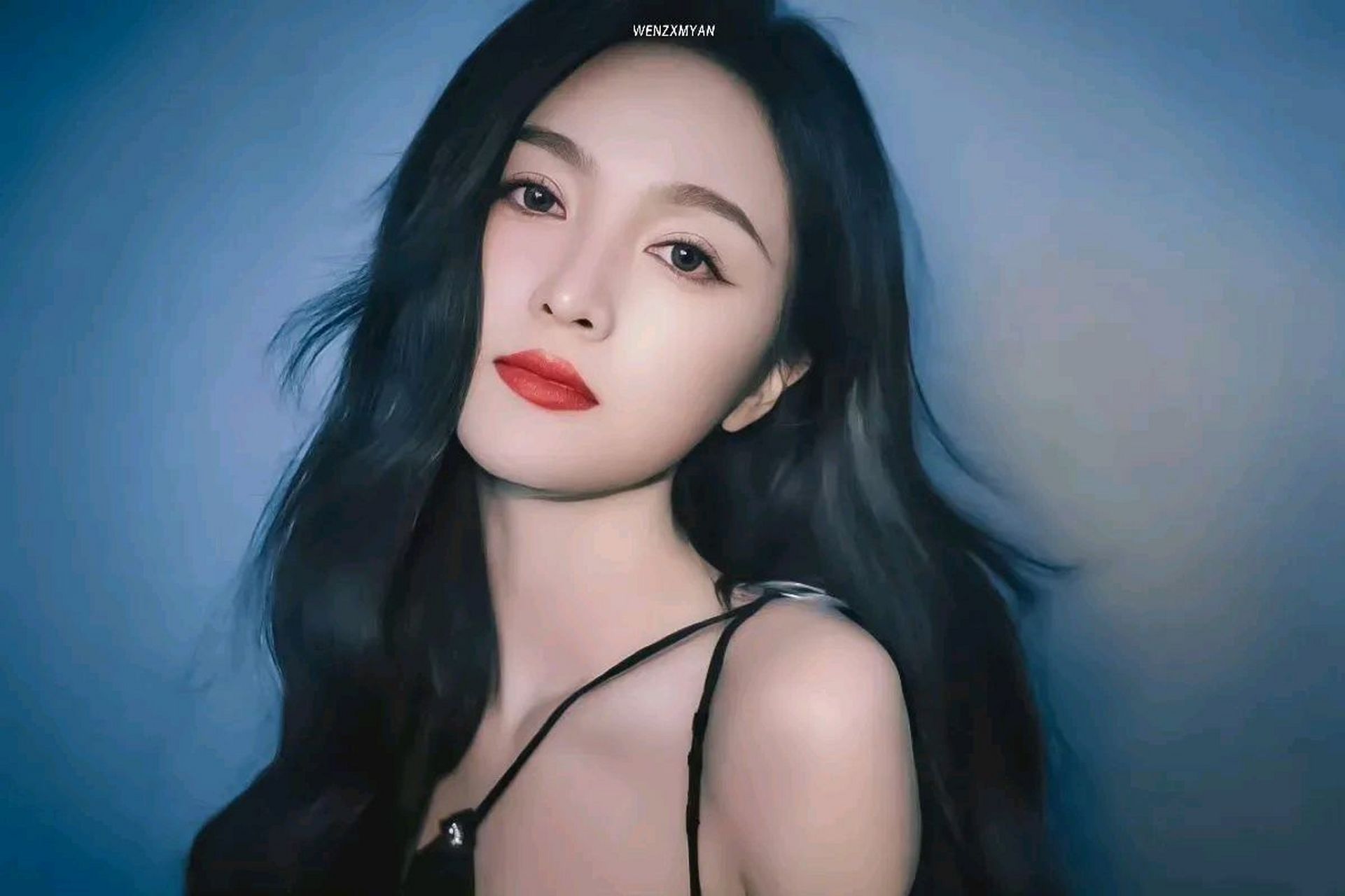 吴宣仪# 吴宣仪的黑色气质照片,有点不一样哦