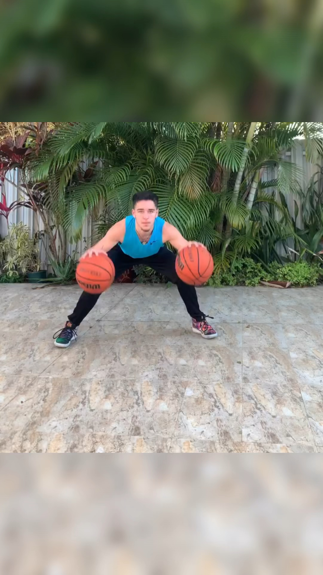 双手双球运球训练