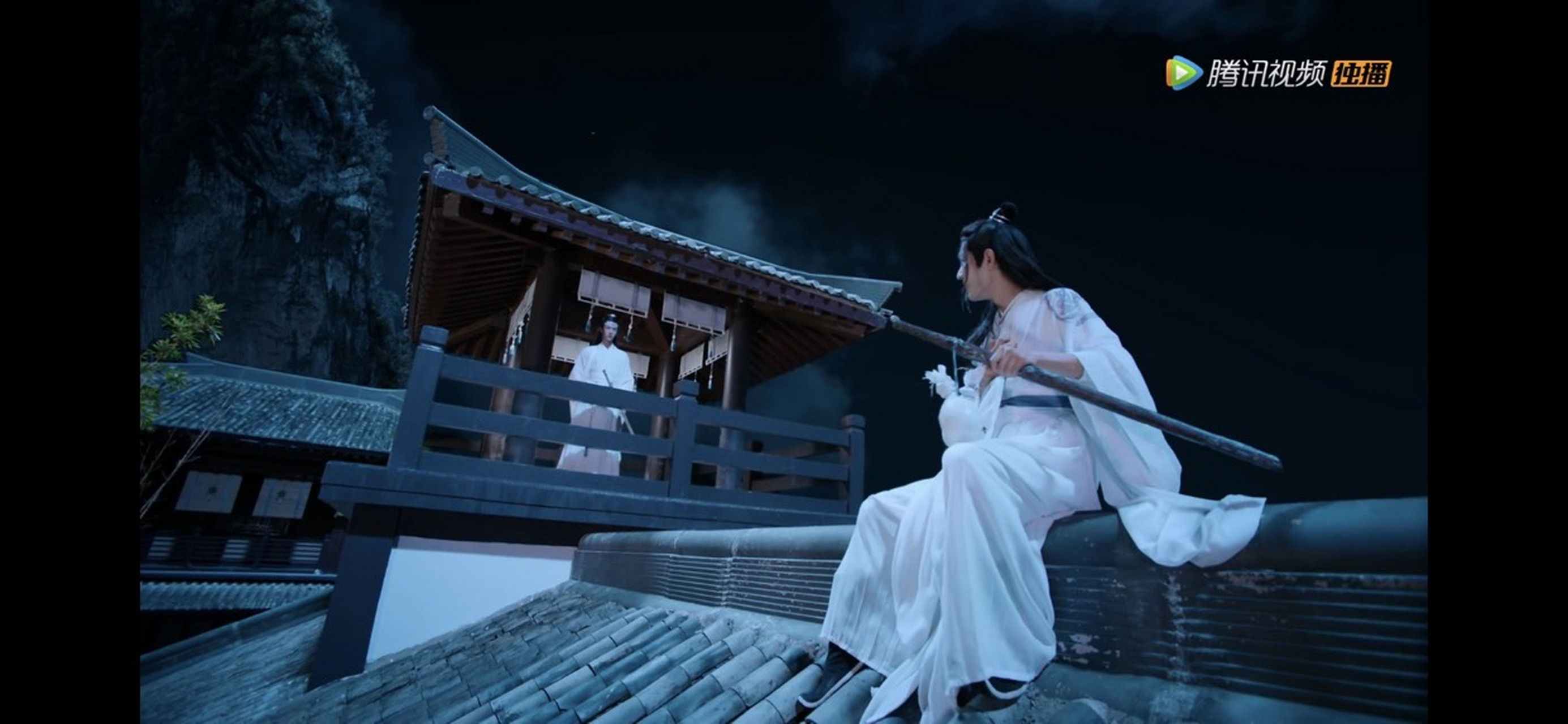 天子笑分你一坛,当作没看见我行不行