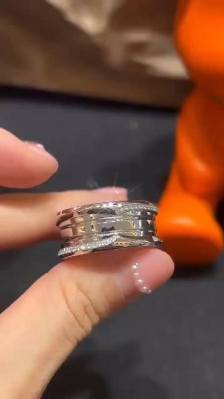 宝格丽 弹簧戒指#戒指#高端轻奢饰品#同城-度小视