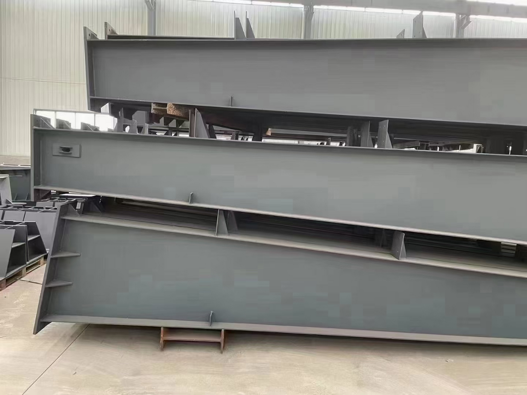 出售二手钢结构库房50×160×16米 (带牛腿,可改行车房) 柱子600/300