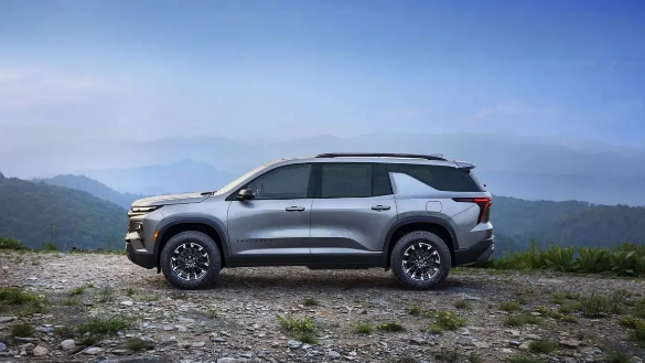 雪佛兰traverse配置高科技:双联屏,无线充电一应俱全!