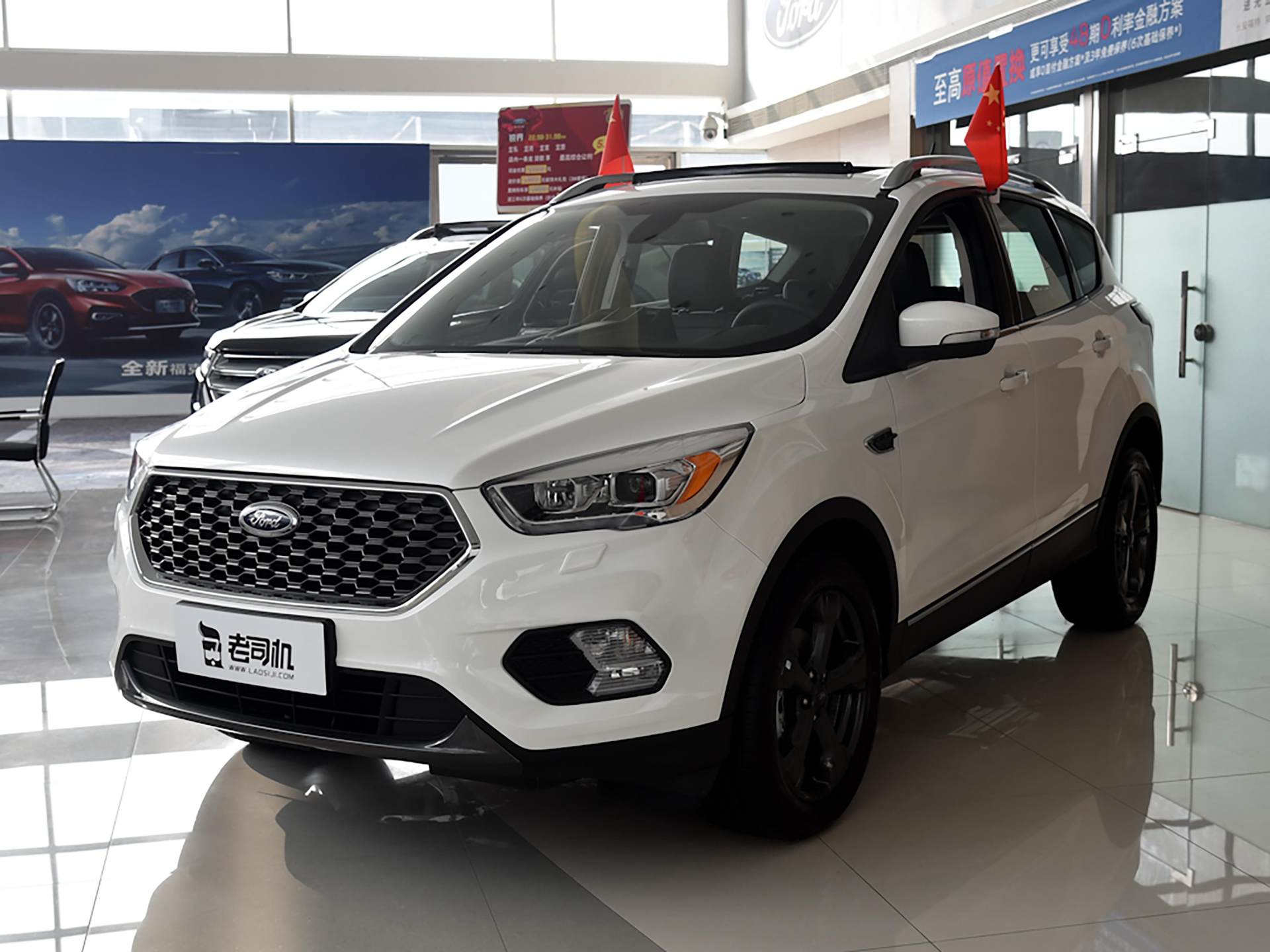 紧凑型suv,轴距2690,18寸轮圈,实拍翼虎