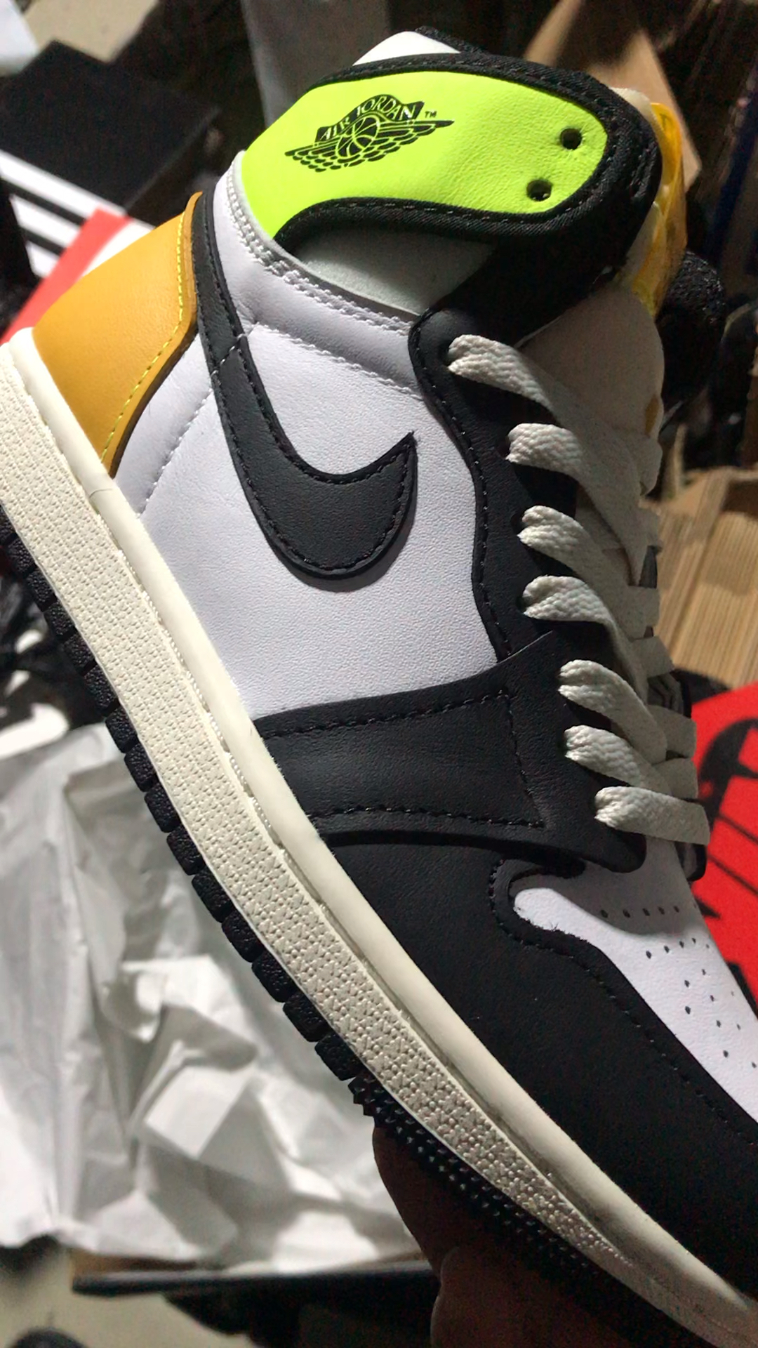 aj1荧光绿小蛮腰细节鉴赏