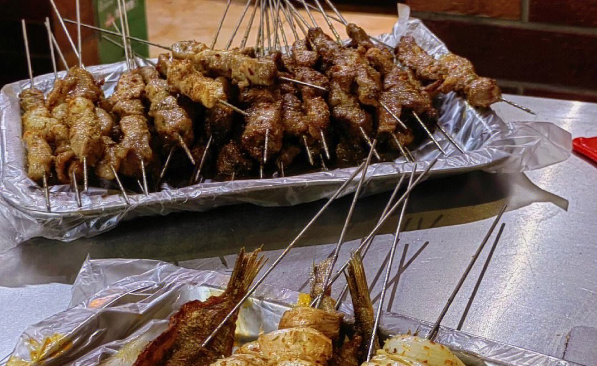 恭喜淄博张店烧烤协会成立  我是西北人,以前小的时候在老家也吃过烤