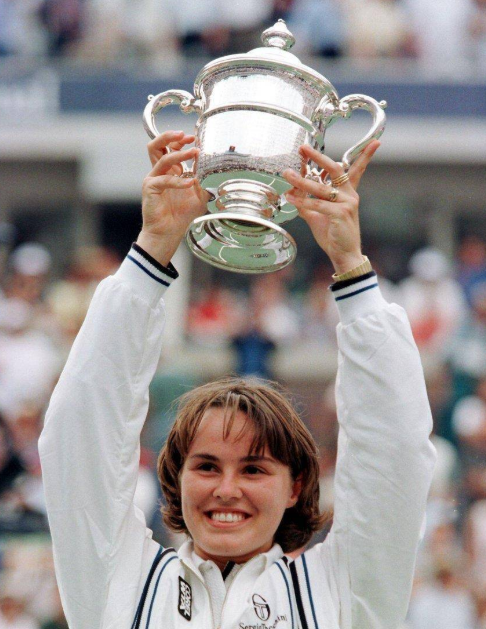 辛吉斯:16岁夺澳网单打冠军,网球史上最年轻的大满贯单打冠军