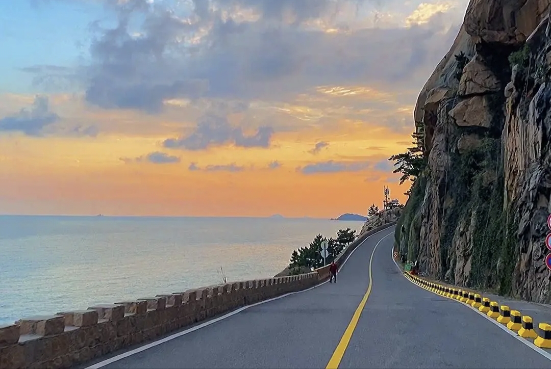 青岛环海公路一条兼具自然风光和人文历史的旅游线路