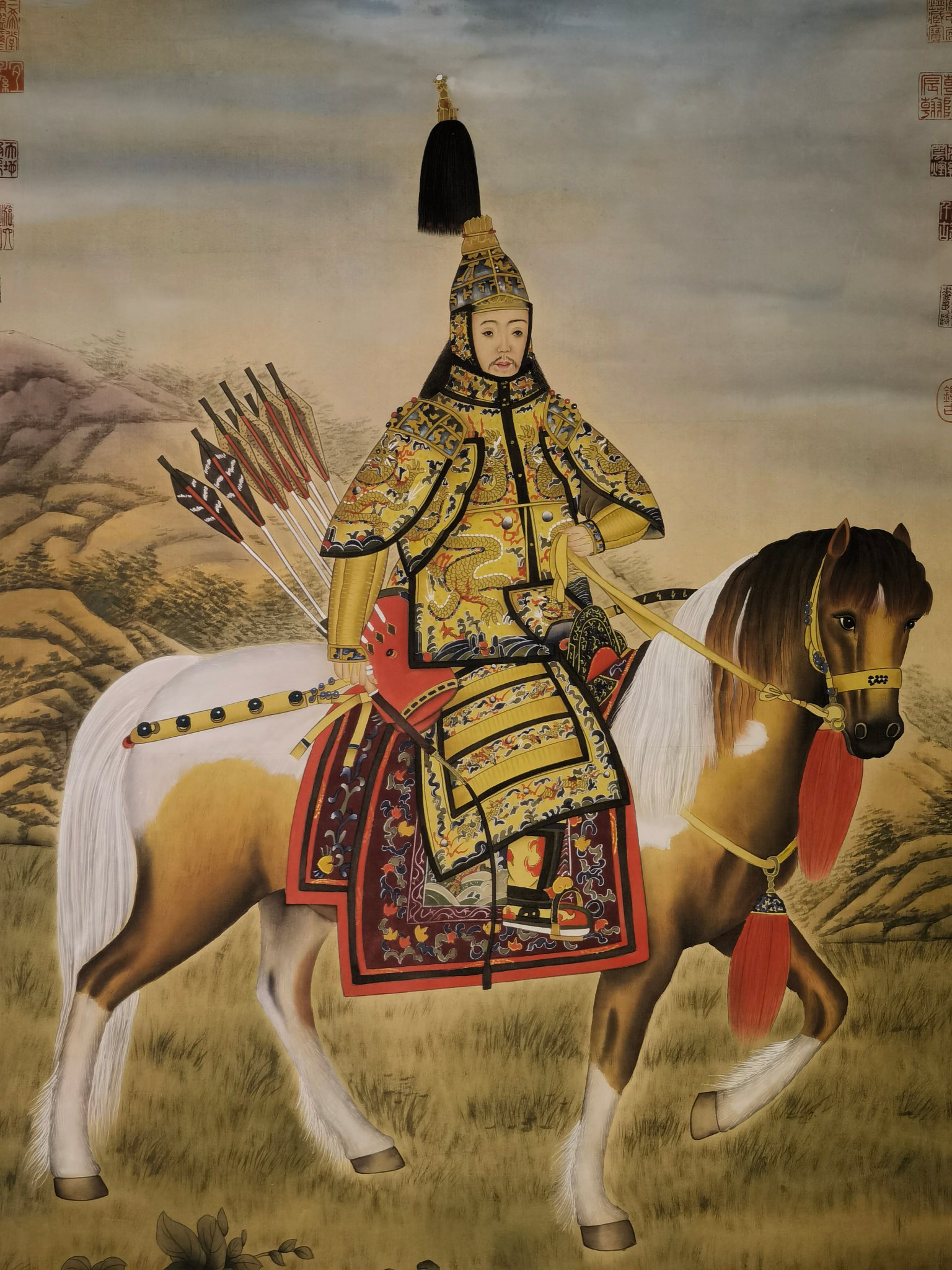 郎世宁绘乾隆像珍品绢本立轴