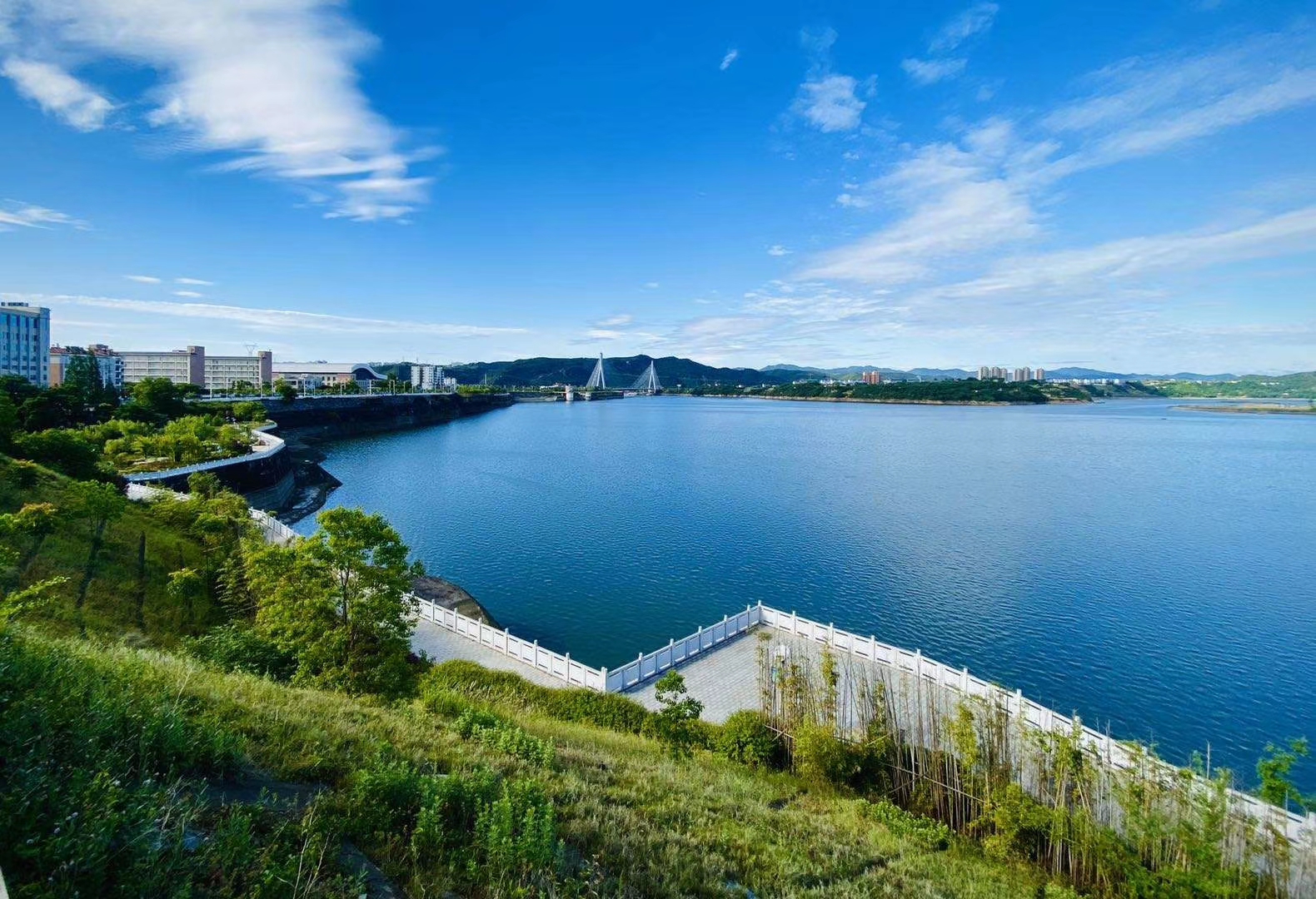 十堰郧阳区之美,"我"带你去发现,来跟"我"一起飞吧