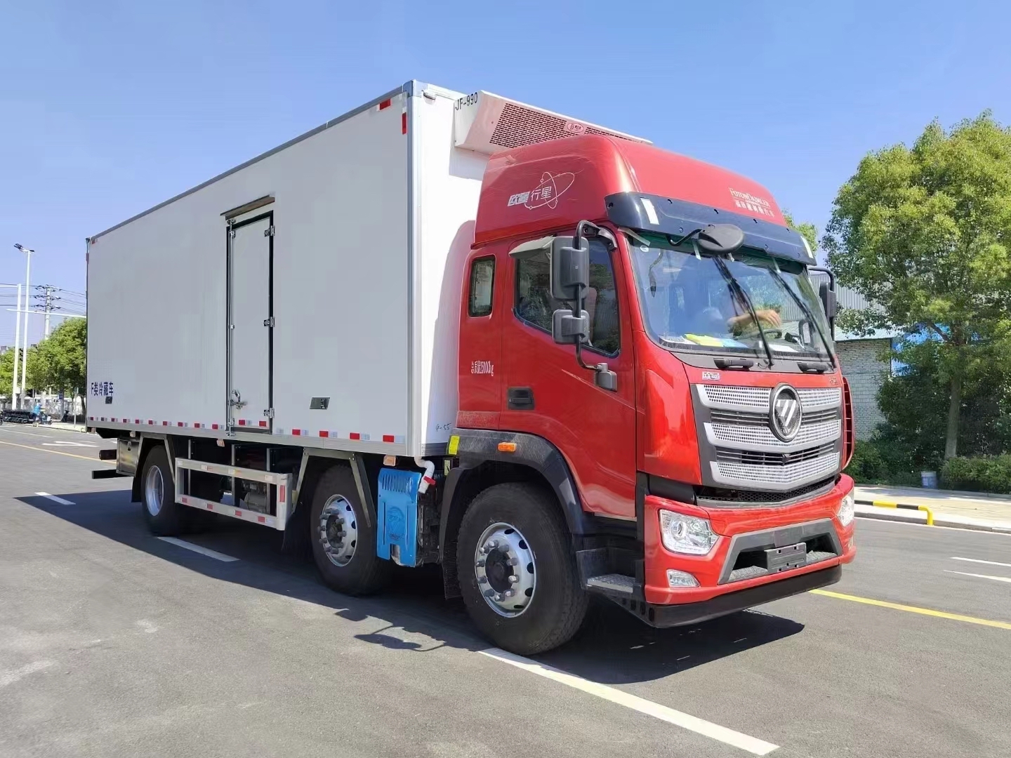 欧曼小行星小三轴冷藏车