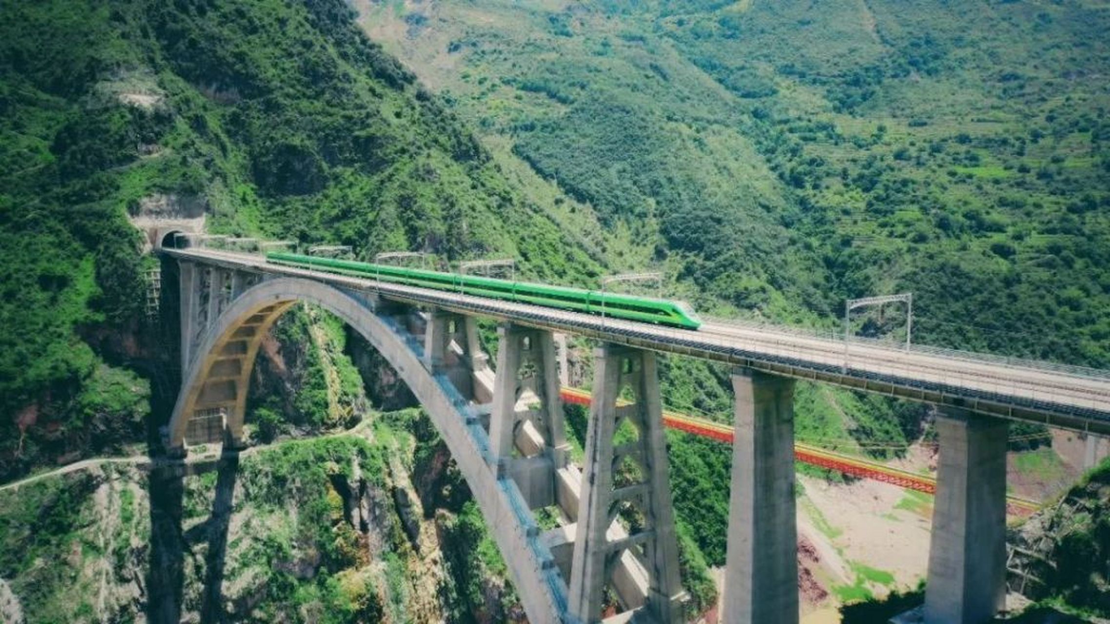 中国桥梁丨澜沧江大桥  2022年,大瑞铁路大保段通车.