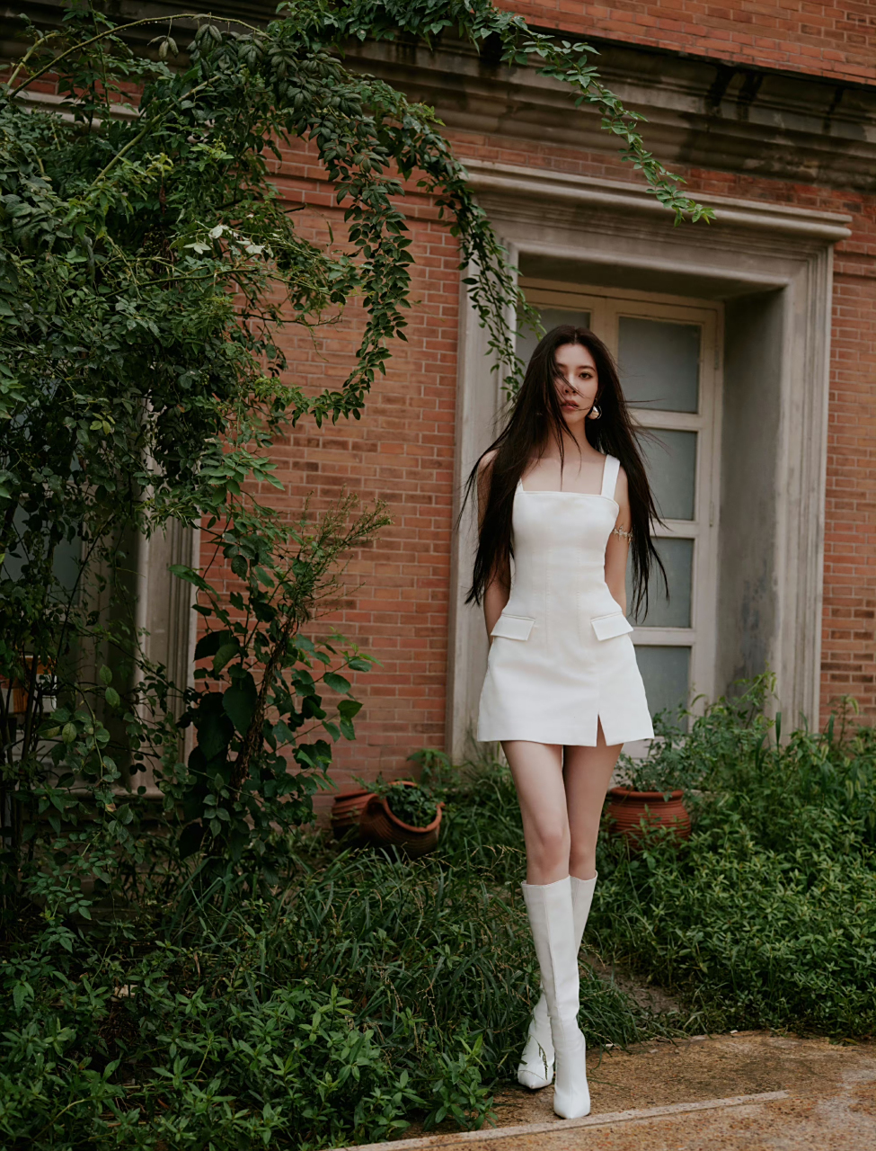 宋妍霏长腿高跟鞋