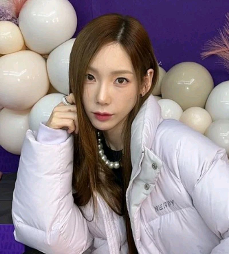 sm李秀满侄女sunny公开立场!泰妍发文:以为会永远,但都变了