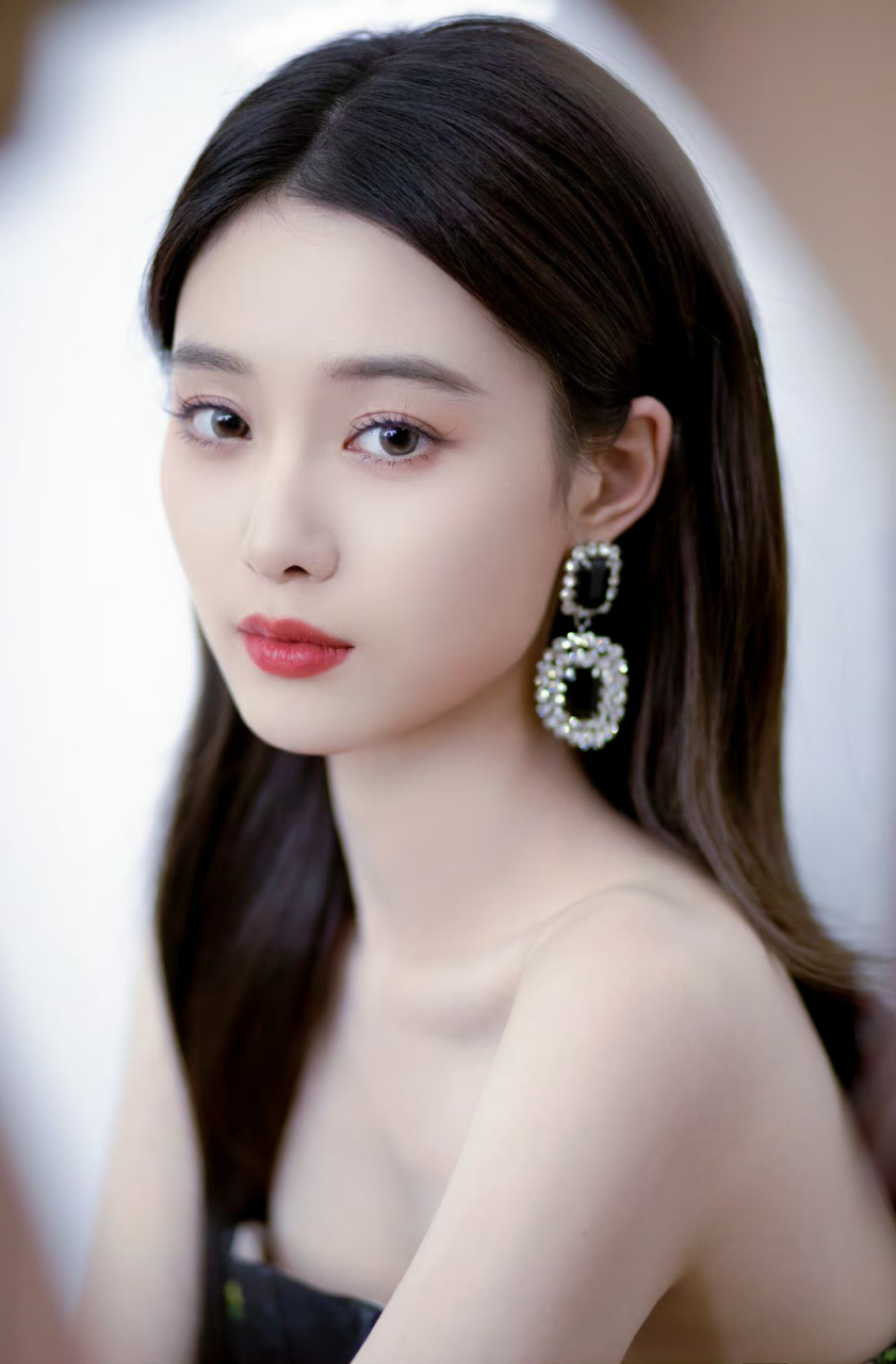 徐艺洋# 清纯妩媚,唯美浪漫