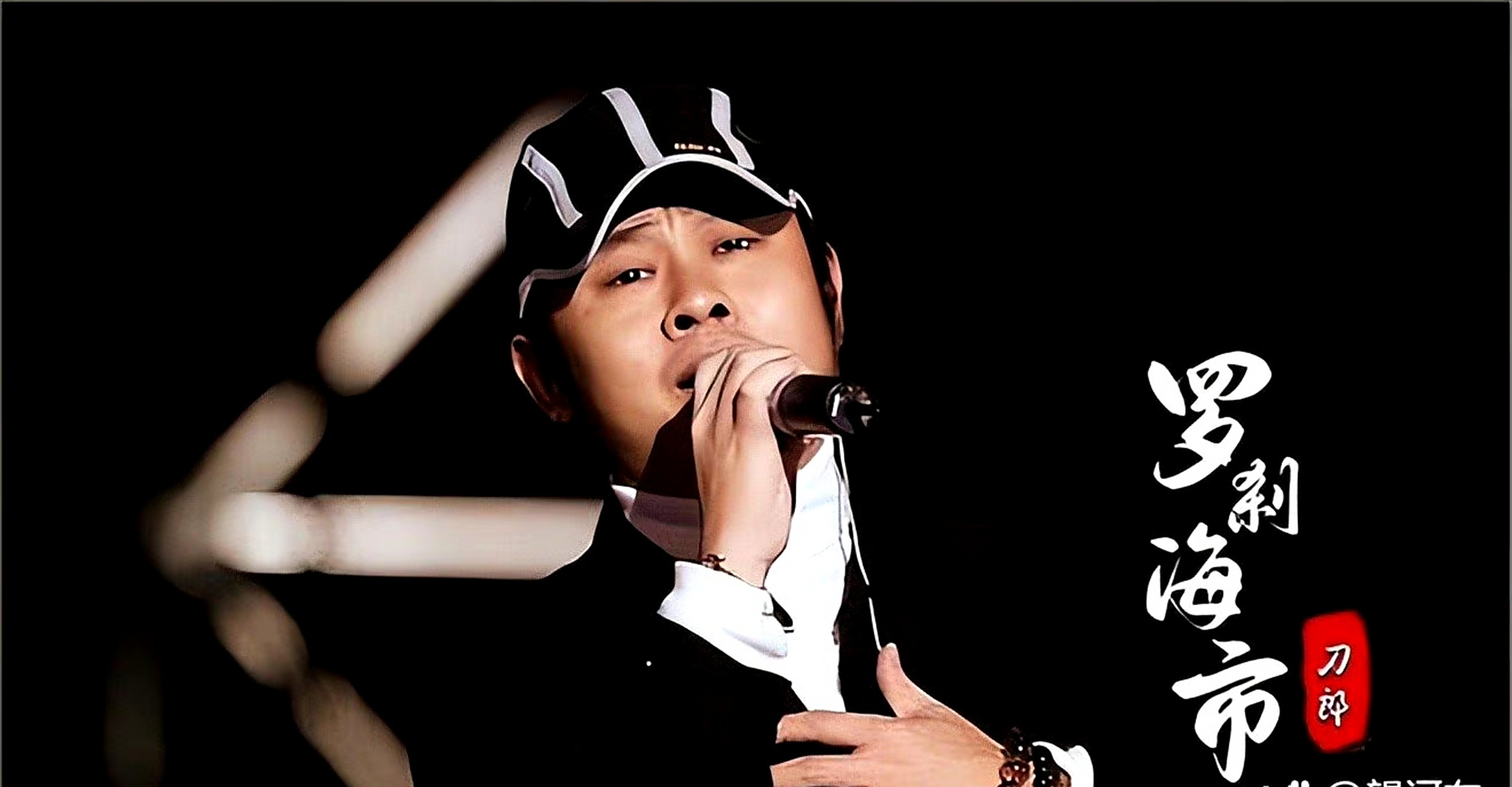 今天我开始录制新的视频,因为明天就要发布,但前段时